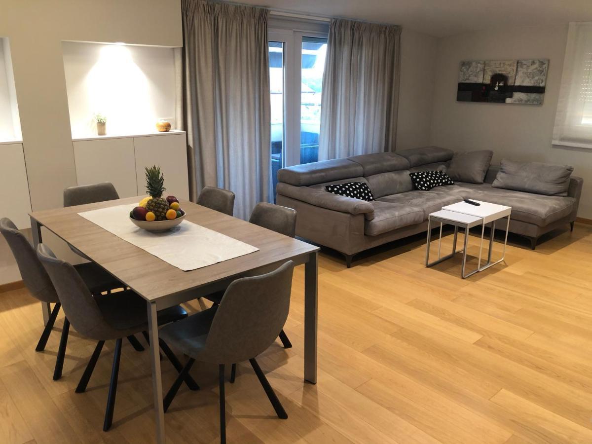 Sunny Apartment Ana Medulin Exteriör bild